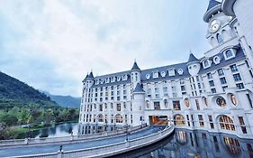 Yin Run Jin Jiang Castle Hotel